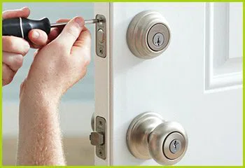 Expert Locksmith Services Kirkland, WA 425-492-9200 - 13-new-locks-installation